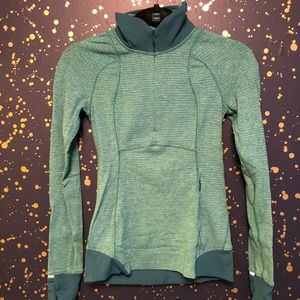 Lululemon Long Sleeve 1/2 Zip